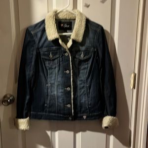 Denim jacket, size medium, fleece collar and cuffs medium wash